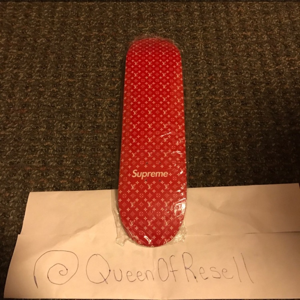Supreme  Small Deck